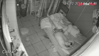 [Sleeping.Porn] Husband and wife dont want to be spied on, bedroom video-3