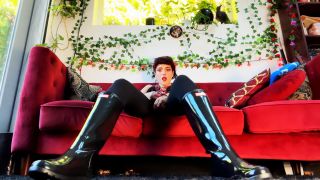 [K2S.CLUB] EnchantrixV - Surrender and obey to my hunter boots and strap - FullHD 1080P-9