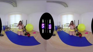 virtual reality - Tmwvrnet presents Teressa Bizarre in Sexy Fitness Enthusiast Shows More of a Slim Body – 24.10.2017-1