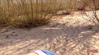 Jeans_und_Inliner - Public an_der Elbe - *-0