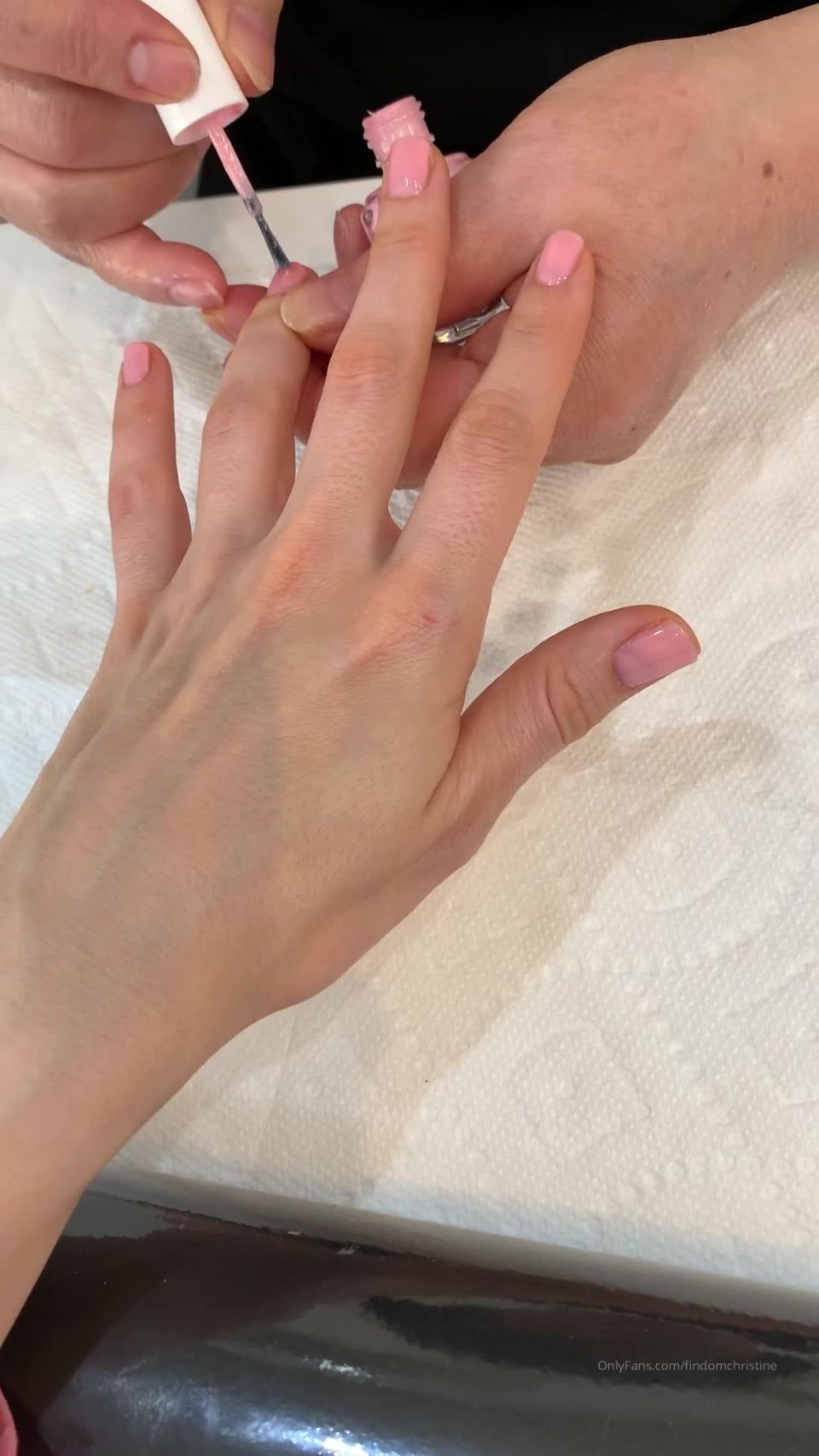 Goddess Christine - findomchristine FindomchristineNew mani - 09-03-2020 - SiteRip