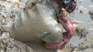 Freaksinside Seraphina And Mercedes Smoke.Rubber 3 Downlo...-8