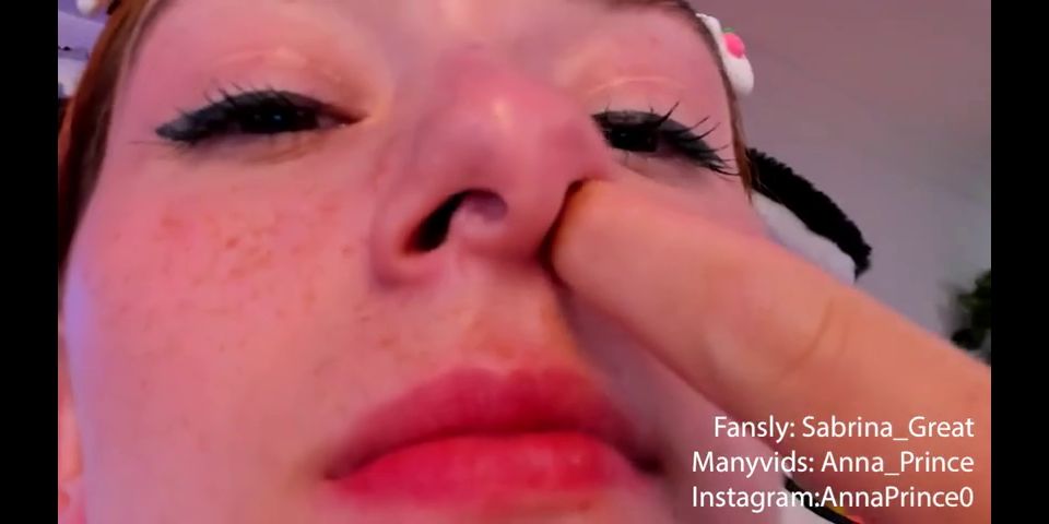 Solo Female Kinky side of me with boogers