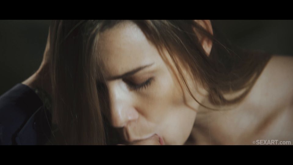 Alexis Crystal - Cycle Episode 1 - 4K Ultra HD 4K 2160p - Cumshot