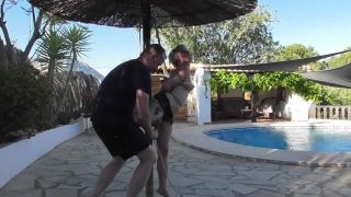 Zonah Bellum Suspended on the Parasol Sex Clip Video Por...-3