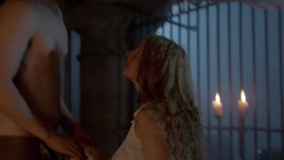 Rebecca Ferguson Nude - The White Queen 2013 s01e05-5