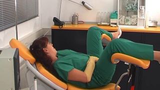 Gyn masturbation I - speculum.-2