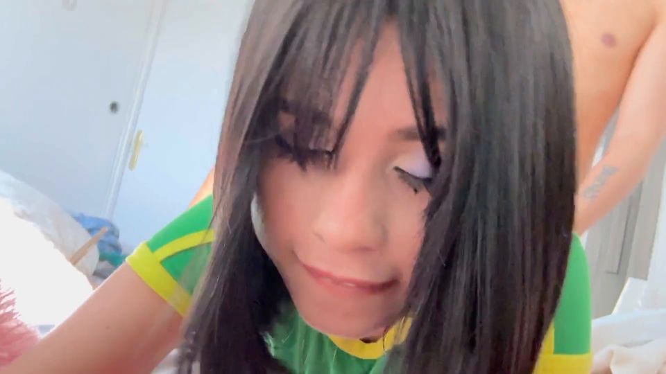 6261 My Brazilian Stepsister Asks Me To Cum In Her Face