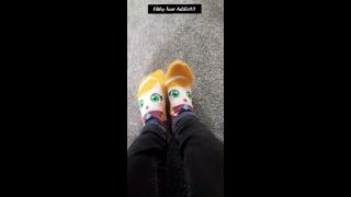 Miss Laura - mistresslaura11 () Mistresslaura - clip smelly socks 16-10-2018-5