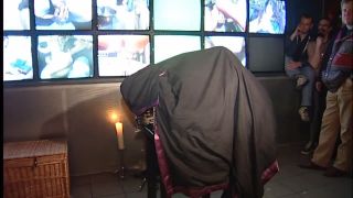 Erotisches bdsm treffen hier bekommt jeder den arsch ver...-9