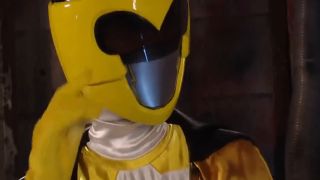 [WarAnLov.com] SPSB-98 Be-My-Shadow VS Phantoma Yellow-001-6