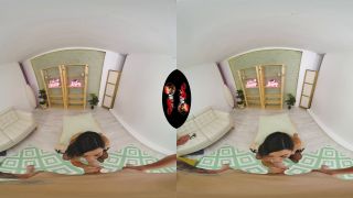 VRLatina: Martina Esmeraldi - Mamma Mia, Martina! UltraHD 8K.-9