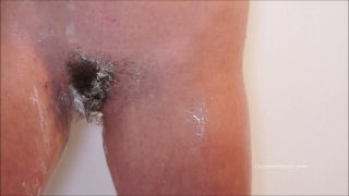 Custom Fetish - Vicci Trims Her Full Bush - Fetish-6
