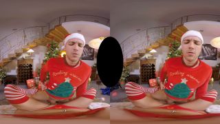 Video Receiving The Stockings : Mr  Big Fat Dick 1440p 2K-0
