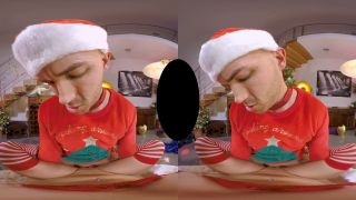 Video Receiving The Stockings : Mr  Big Fat Dick 1440p 2K-5
