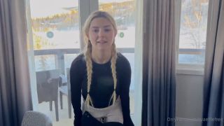 Eva Elfie, Sneaky Ski Resort Outdoor Blowjob And Creampie Onlyfans (Creampie)-2