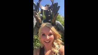 Aaliyah Love () Aaliyahlovefree - miss american dream this statue was one of the coolest things i saw in my short time 20-05-2017-0