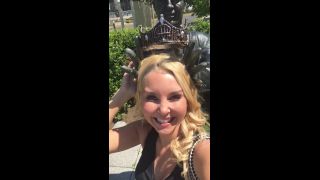 Aaliyah Love () Aaliyahlovefree - miss american dream this statue was one of the coolest things i saw in my short time 20-05-2017-5