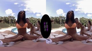 Spring Breakers vr Adrielly Bronze, Hanna Rios, Paty Cameron-3