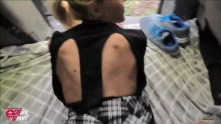 [K2S.CLUB] Miley-Weasel - Versaute Blondine Mitten Auf Dem Vollen Parkplatz Gefickt - FullHD 1080P-7