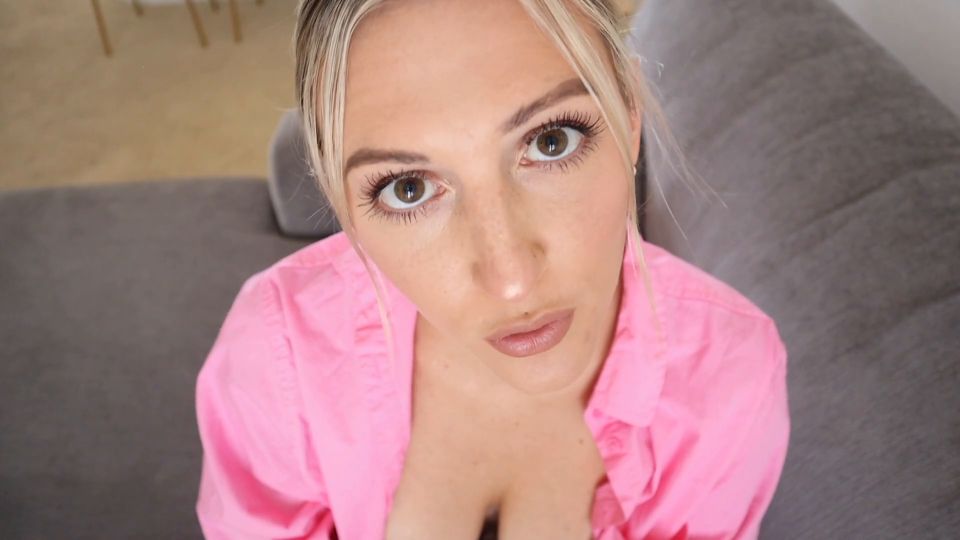 Tatum Christine Mommy Neck Fetish FullHD Video 1080p