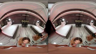 Sandy Little VR UltraHD 8K Hardcore StepSis Sex Fantasies-2
