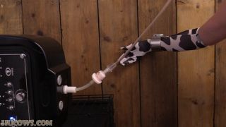 Fetish porn  Hucows Hucows – Anc1lla milked on the Sybian  -7