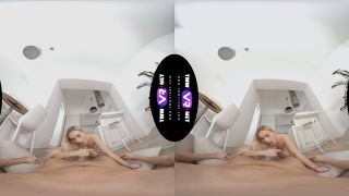 VR Teen Jenny Wild Sex Breakfast Samsung Gear 2K 1440p Sex S-9