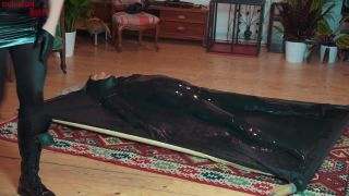 adult xxx video 2 leather glove fetish Mistress Evilyne - Facesitting in a vacuum - FullHD 1080p, smothering on femdom porn-7