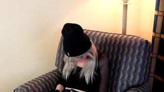 Blonde porn Hypnosis On Display – Alexis Hypnotized – First Visit  alexis  -3