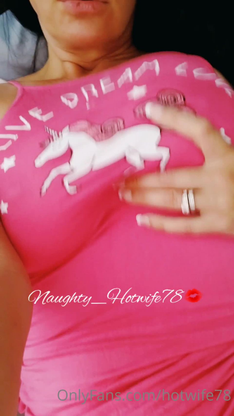 Hotwife venessa () Hotwifevenessa - look into your dms today for the full clip heres a litte teaser cuckies 28-05-2020