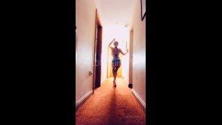 LouLou Petite Louloupetite - a good morning sexy lil tease video 27-03-2020-8