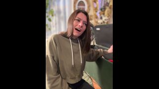 Serena FOCS-287 The sugar daddy gal is a downer, unresponsive, and indifferent girl! She'll definitely make you feel it, not to be outdone by her super-squirting response! Even the slightest moan will get you super excited! Squirting orgasm with a full-body fing  Hardcore-3