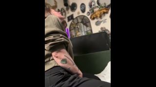 Serena FOCS-287 The sugar daddy gal is a downer, unresponsive, and indifferent girl! She'll definitely make you feel it, not to be outdone by her super-squirting response! Even the slightest moan will get you super excited! Squirting orgasm with a full-body fing  Hardcore-9