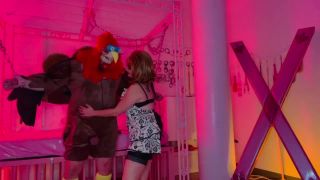 The Thanksgiving Turkey gets BallBusted Sex Clip Video Po...-8