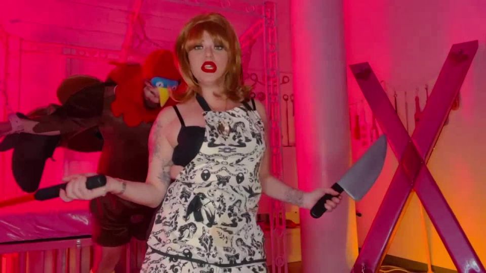 The Thanksgiving Turkey gets BallBusted Sex Clip Video Po...