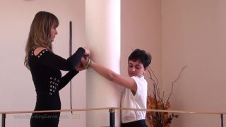 1692SpankingServer[Faphouse] - Yasmeena Bare Back Whipping - 2221-3