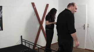 BDSM-Team - Ceira wird ans Kreuz gehГ¤ngt - FullHD 1080P-3