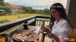 [GetFreeDays.com] Eating pizza with cum on my face in a public cafe Adult Stream October 2022-6