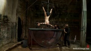 Rain DeGrey - Underwater Inverted Sybian Helpless big tittied blonde suffers mindblowing orgasms - Bondage-5