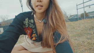 Daring Kiara Risky Outdoor Masturbation in Front Of Train-2