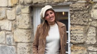 [JacquieEtMichelTV] Penelope Chic 39 Years Old Physiotherapist In Beziers [12....-0