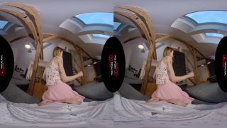 free adult video 28 Caught with my boss’ daughter – Adelle Unicorn (Oculus Go) 4K - cumshot - reality foto blonde xxx-8