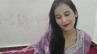 Hot Indian Girl Bhabhi ko gandi video dikha kar jabar dasti pela-6