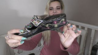 free video 43 Bad Dolly – Smell My Stinky Sandals | bad dolly | femdom porn captioned femdom situations-2