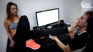 Controlled By Her Smelly Feet (Gym Socks, Foot Smelling, Workout Feet-2