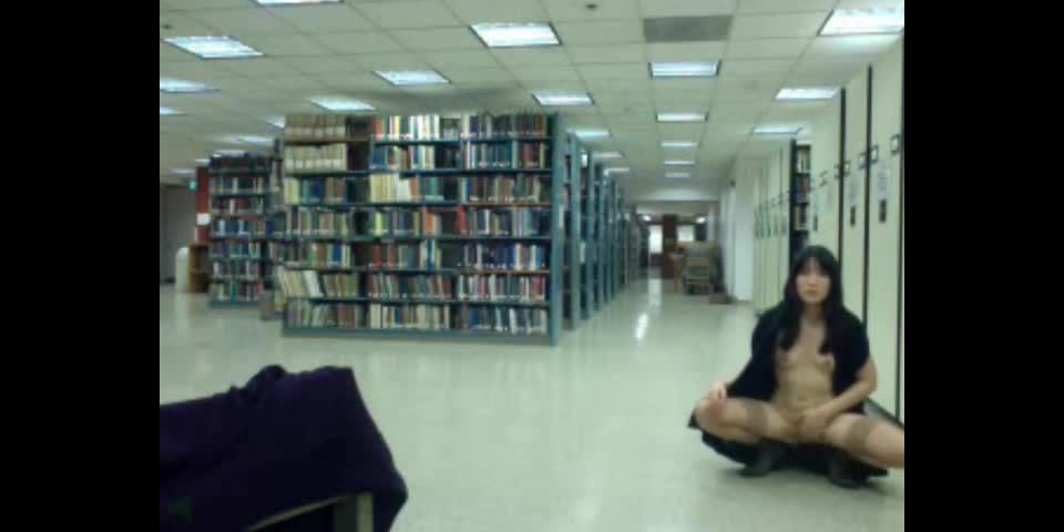 Asian_girl_getting_naked_on_webcam_in_public_library_pt_2_480P_600k_20973831