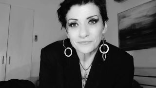 Cleo Ceasar - Perverse Psychologist Gets Young Male to Jizz for her over an online cobsultation-2