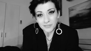 Cleo Ceasar - Perverse Psychologist Gets Young Male to Jizz for her over an online cobsultation-3