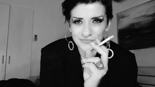 Cleo Ceasar - Perverse Psychologist Gets Young Male to Jizz for her over an online cobsultation-5